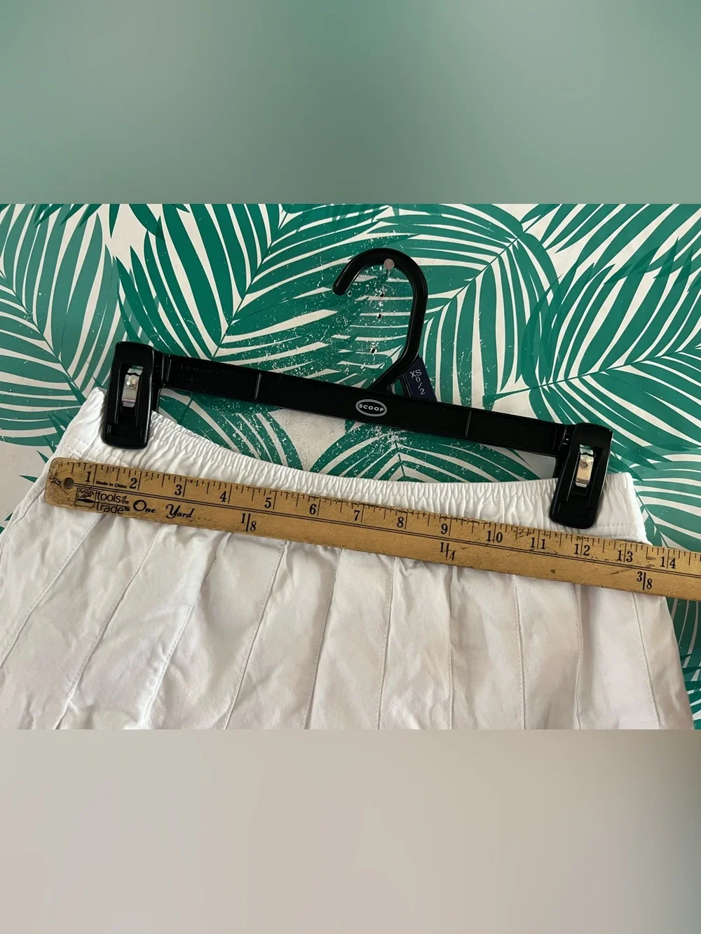 abercrombie kids teen White Pleated Skater Skirt w/ built in shorts Sz 13/14